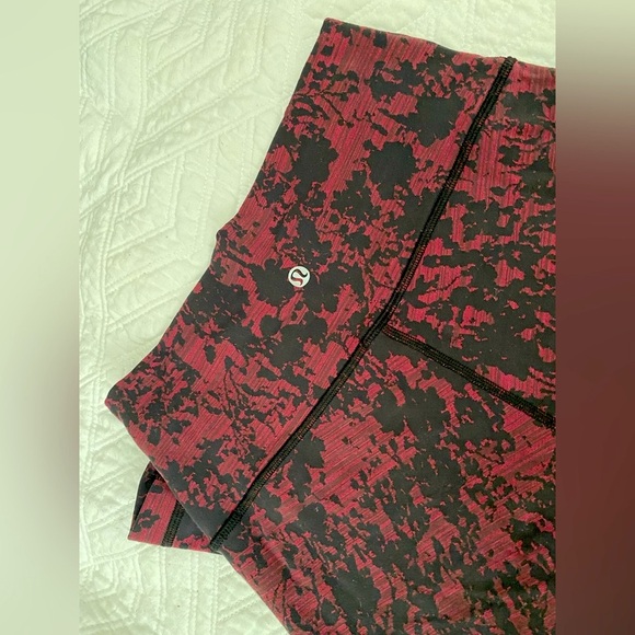 LULULEMON Leggings/ Burgundy-Black/6 - Picture 3 of 5